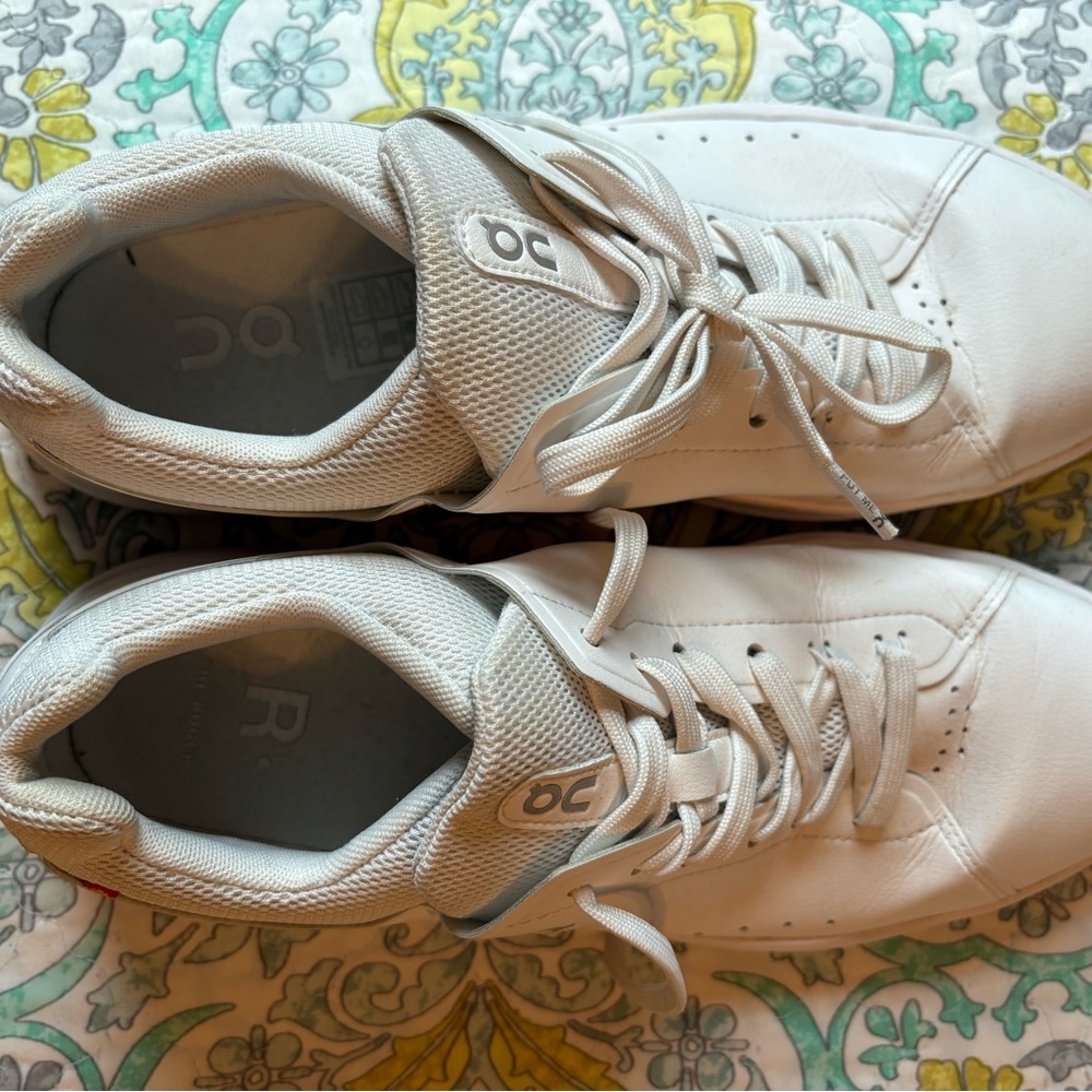 On Running Men's Shoes - White